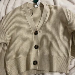 NWT H&M thick cardigan